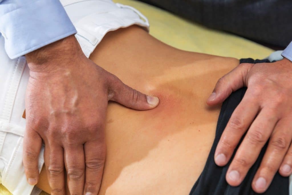 Wir behandeln Sie in München Schwabing Praxis für Osteopathie & Chiropraktik Zubair Butt